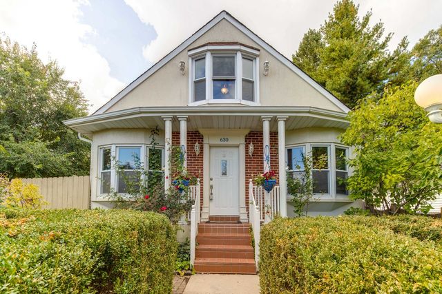 630 Whitney Avenue, Winthrop Harbor, IL 60096