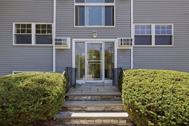 177 Franklin St 3, Stoneham, MA 02180
