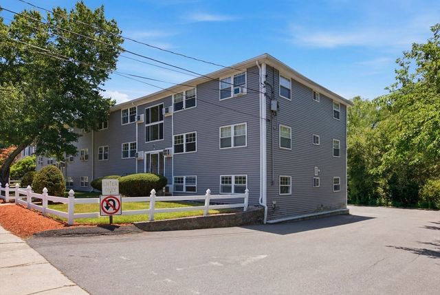 177 Franklin St 3, Stoneham, MA 02180