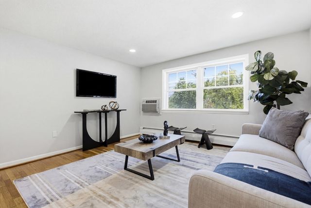 177 Franklin St 3, Stoneham, MA 02180