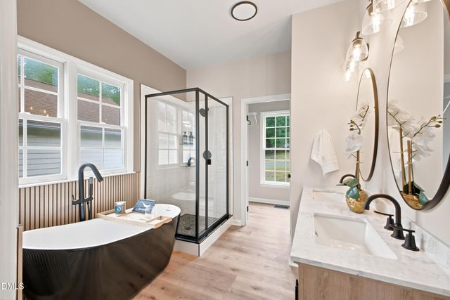 8825 Deerland Grove Drive, Raleigh, NC 27615