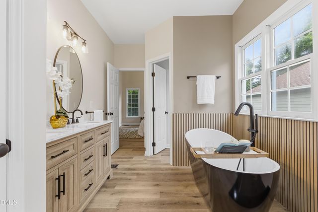 8825 Deerland Grove Drive, Raleigh, NC 27615