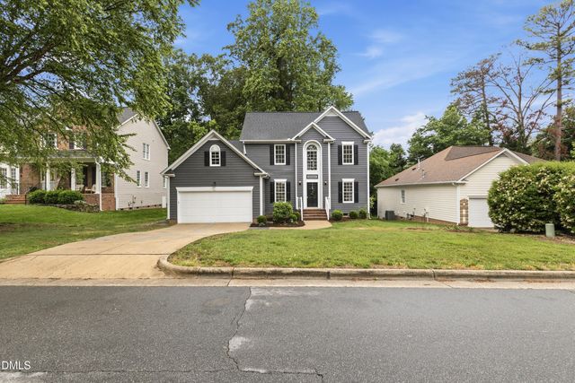 8825 Deerland Grove Drive, Raleigh, NC 27615