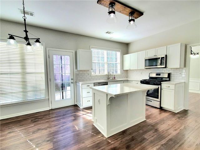 5260 W Price Road, Suwanee, GA 30024