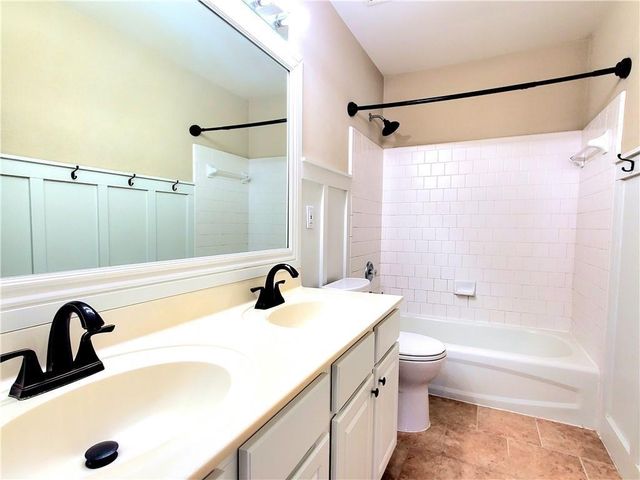 5260 W Price Road, Suwanee, GA 30024