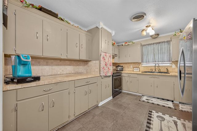 356 Fm 247 Road, Huntsville, TX 77320