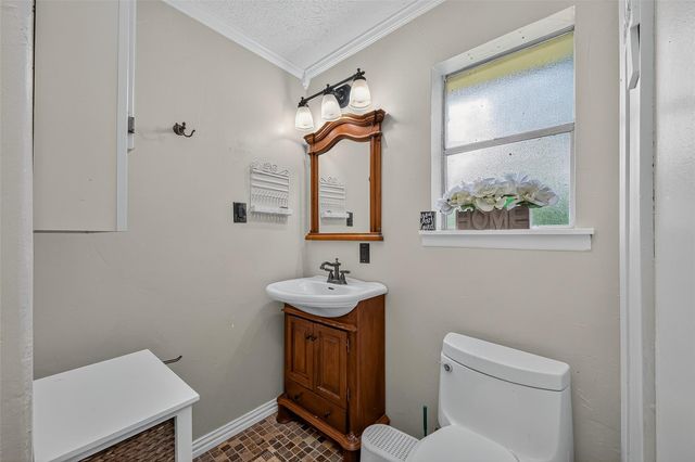 356 Fm 247 Road, Huntsville, TX 77320