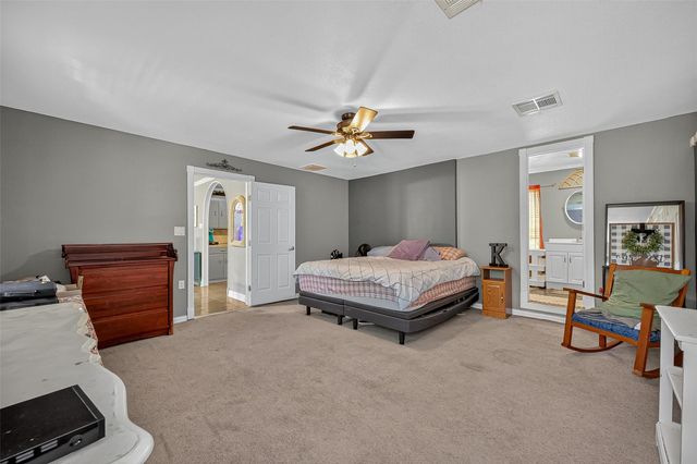 356 Fm 247 Road, Huntsville, TX 77320