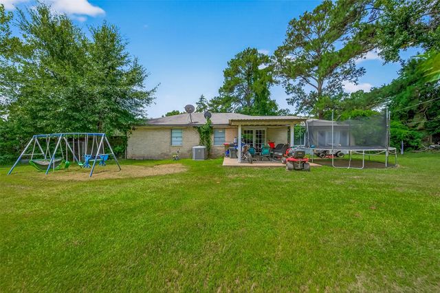 356 Fm 247 Road, Huntsville, TX 77320