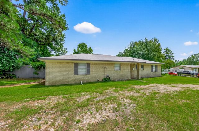 356 Fm 247 Road, Huntsville, TX 77320