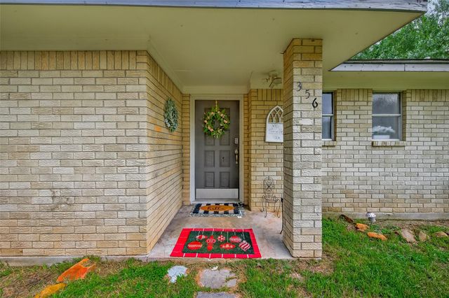 356 Fm 247 Road, Huntsville, TX 77320