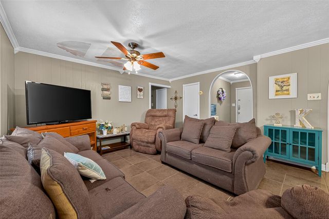 356 Fm 247 Road, Huntsville, TX 77320