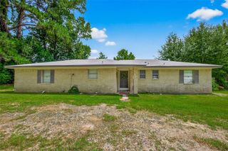 356 Fm 247 Road, Huntsville, TX 77320