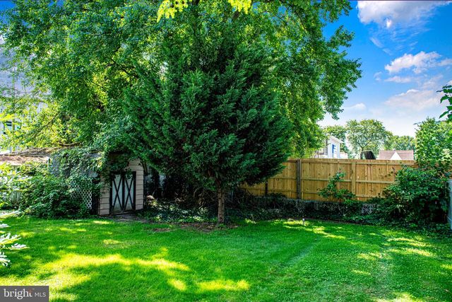 7313 SCHOOL LN, Baltimore, MD 21222
