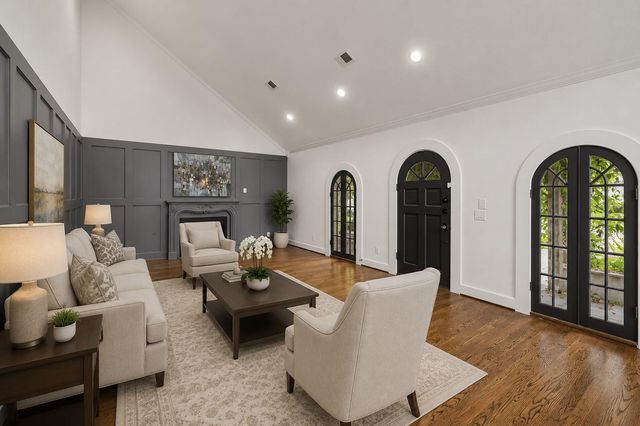 2027 Branard Street, Houston, TX 77098