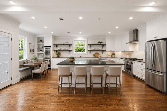 2027 Branard Street, Houston, TX 77098