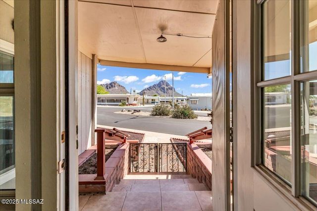 2920 S Western Way Circle Circle, Tucson, AZ 85713
