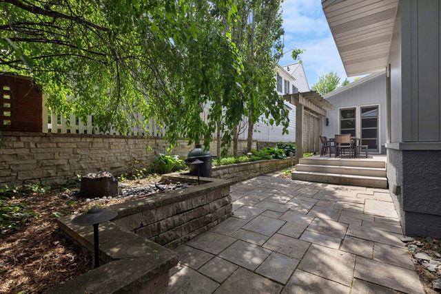 3225 W 38th Street, Minneapolis, MN 55410