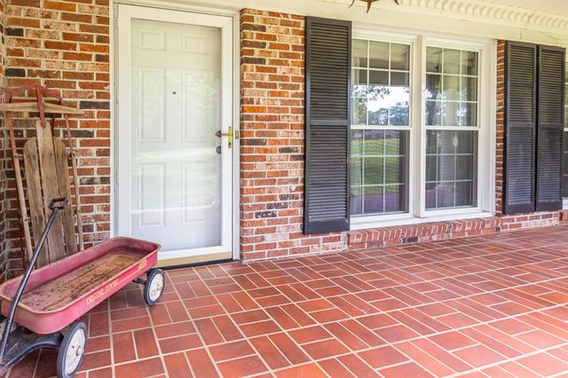 419 Ridge Drive, Laurens, SC 29360