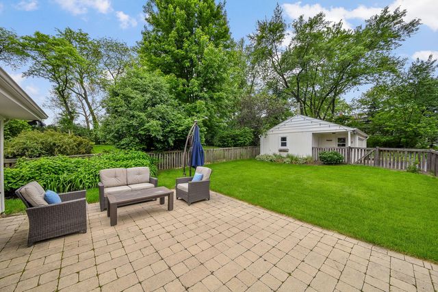 312 Spring Avenue, Glen Ellyn, IL 60137