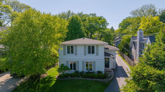 312 Spring Avenue, Glen Ellyn, IL 60137