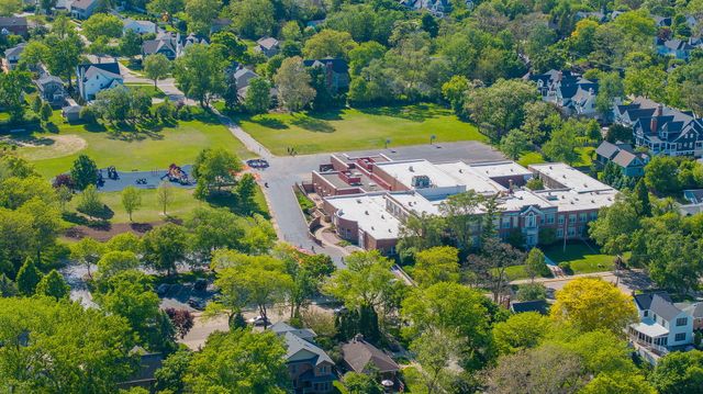 312 Spring Avenue, Glen Ellyn, IL 60137