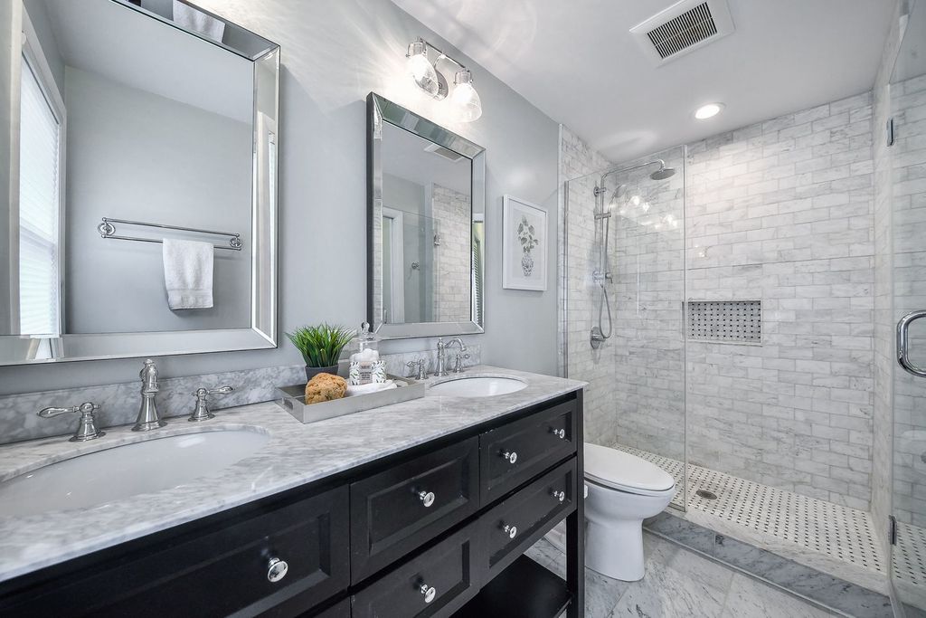 Image 19 of property listing at 312 Spring Avenue, Glen Ellyn, IL 60137