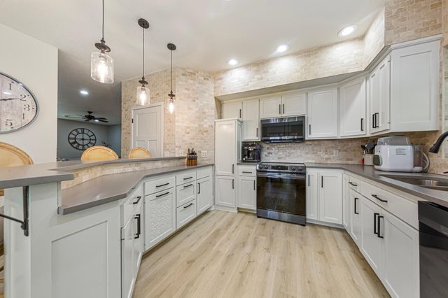 2119 199th Street W, Faribault, MN 55021