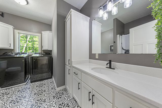 2119 199th Street W, Faribault, MN 55021