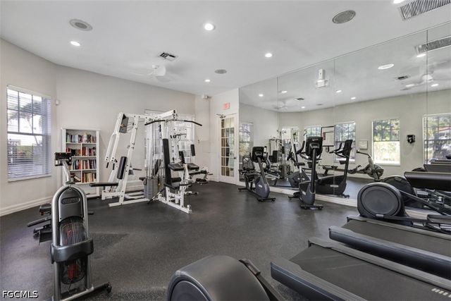 7915 Preserve CIR 234, Naples, FL 34119