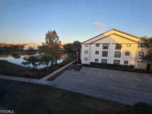 7915 Preserve CIR 234, Naples, FL 34119