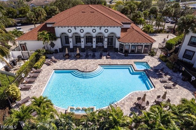 7915 Preserve CIR 234, Naples, FL 34119