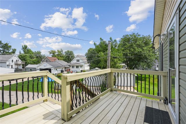 1413 J Street, Cedar Rapids, IA 52404