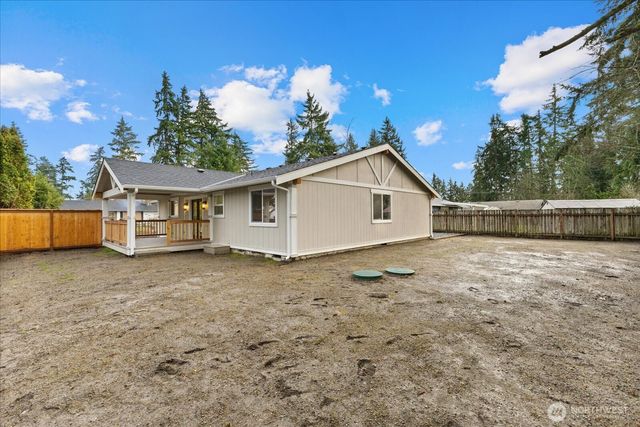 15902 69th Avenue Ct E, Puyallup, WA 98375