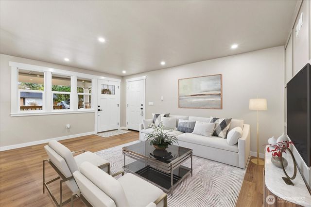 15902 69th Avenue Ct E, Puyallup, WA 98375