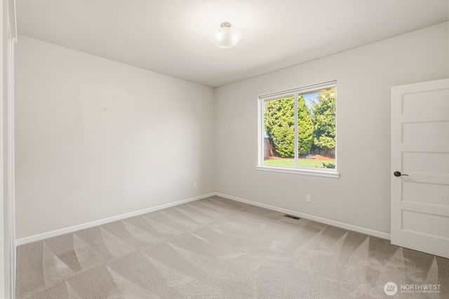 6823 47th Avenue NE, Olympia, WA 98516
