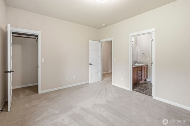 6823 47th Avenue NE, Olympia, WA 98516