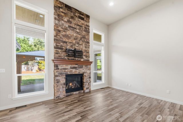 6823 47th Avenue NE, Olympia, WA 98516