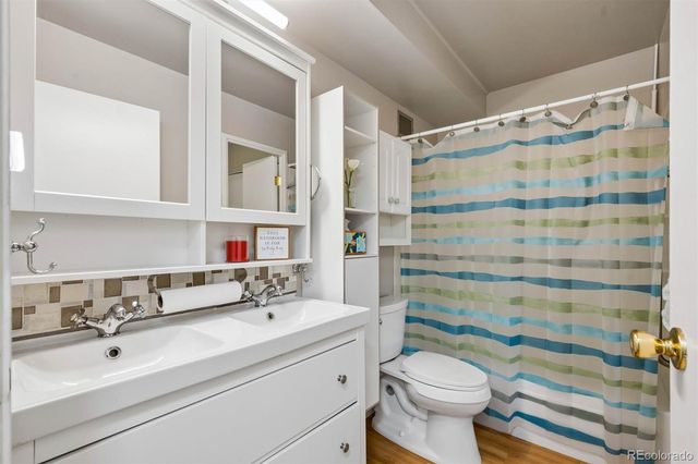 690 S Alton Way 6B, Denver, CO 80247