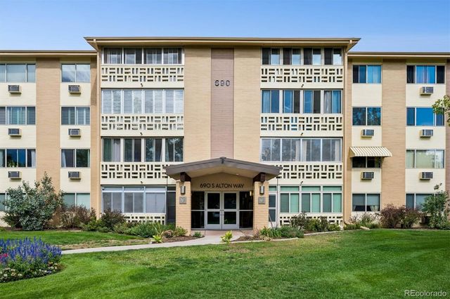 690 S Alton Way 6B, Denver, CO 80247
