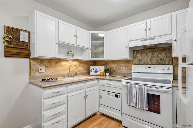 690 S Alton Way 6B, Denver, CO 80247