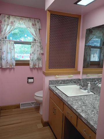 310 S MATTHEW STREET, Kimberly, WI 54136