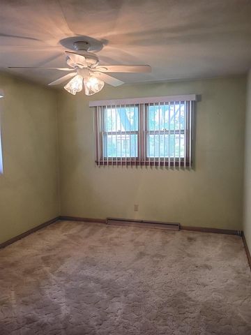 310 S MATTHEW STREET, Kimberly, WI 54136