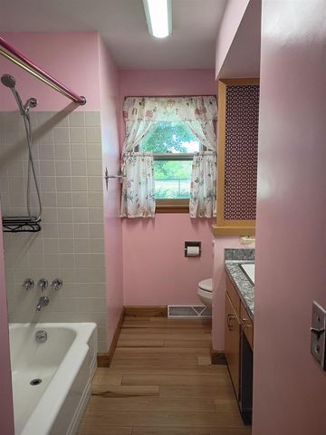 310 S MATTHEW STREET, Kimberly, WI 54136