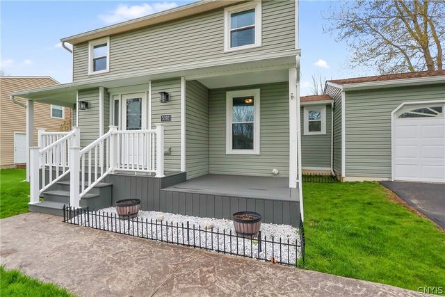 5092 Hackberry Lane, Clay, NY 13041