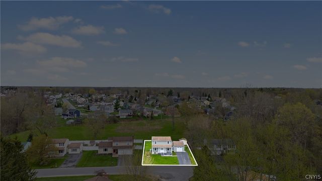 5092 Hackberry Lane, Clay, NY 13041