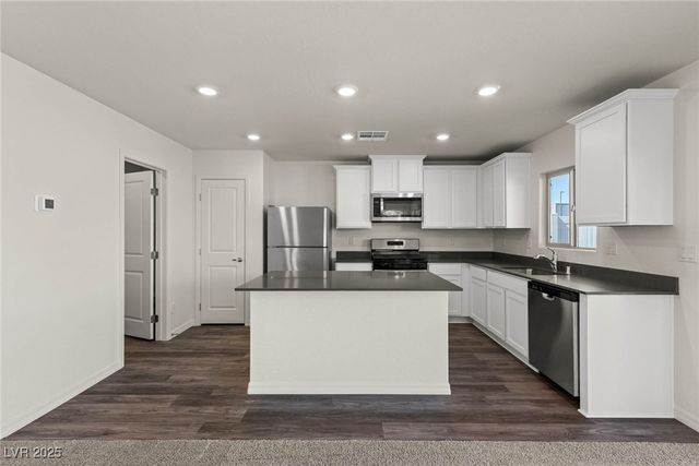 4929 Toad Lily Street, Las Vegas, NV 89122