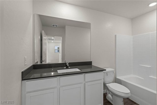 4929 Toad Lily Street, Las Vegas, NV 89122