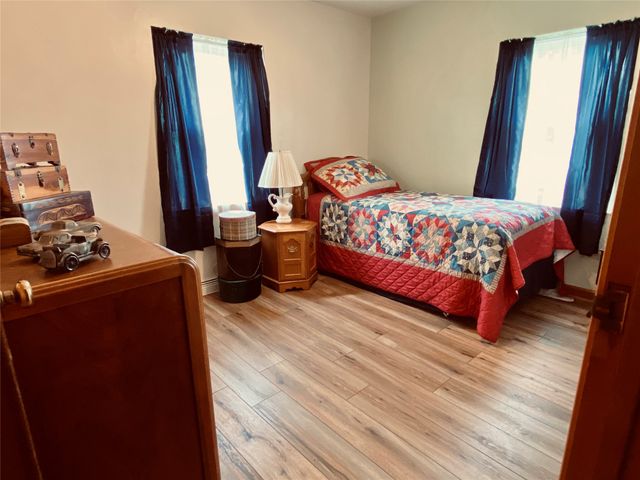 1952 COOK Avenue, Erie, PA 16510