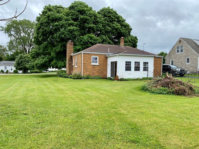 1952 COOK Avenue, Erie, PA 16510